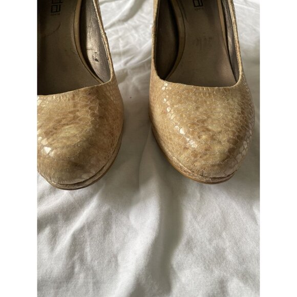 Moda Spana Tan Snake Skin High Kitten Heels Shoes Size 11M Slip On - Picture 5 of 8